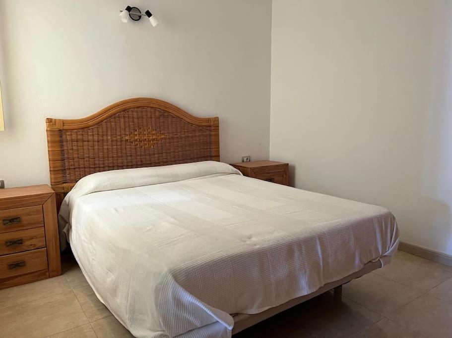 Playa Chica Apt With Terrace 100 M From The Sea Puerto del Carmen  Ngoại thất bức ảnh